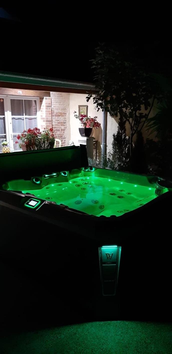 La CRAPOUNETTE Bed and Breakfast in Epernay