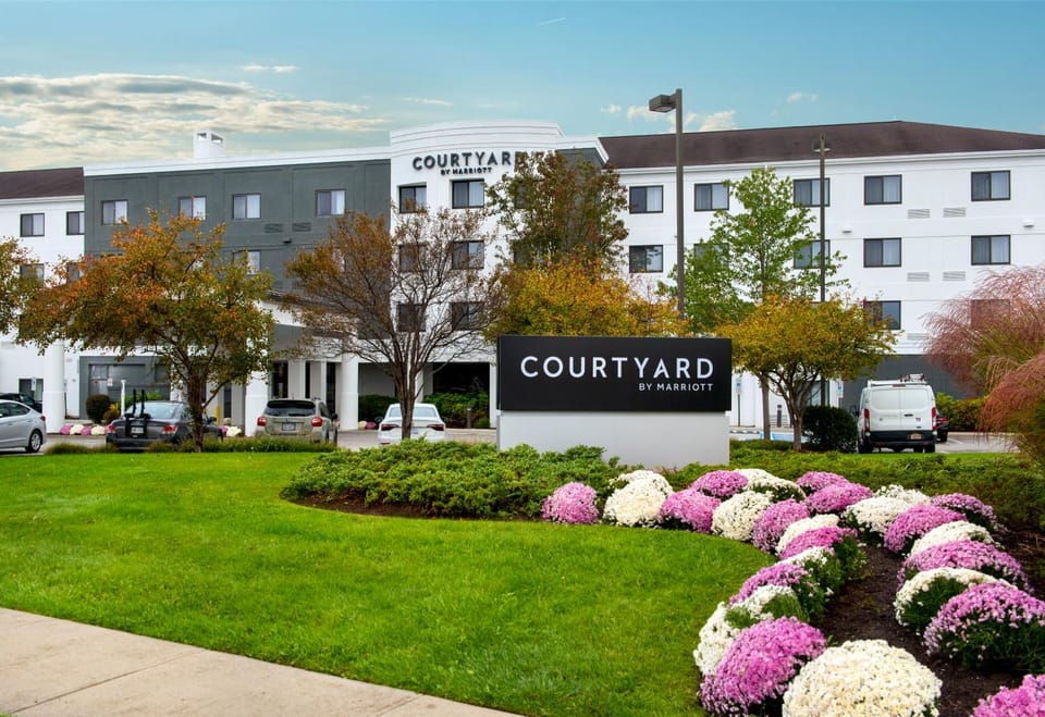 Courtyard by Marriott Middletown Goshen Hotel in Hudson Valley