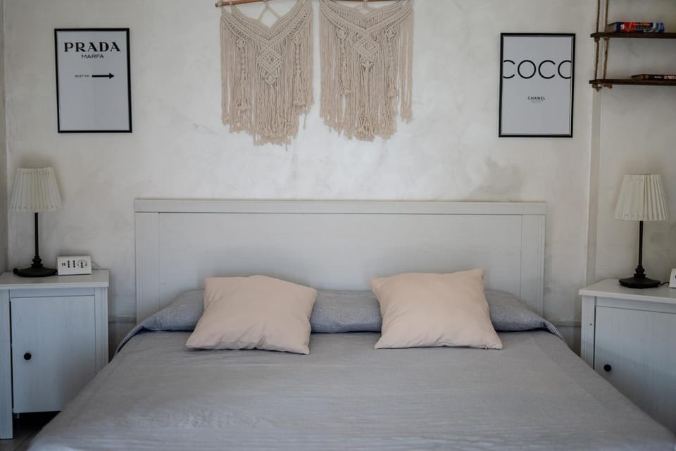 Bed, Decorative detail, Bedroom