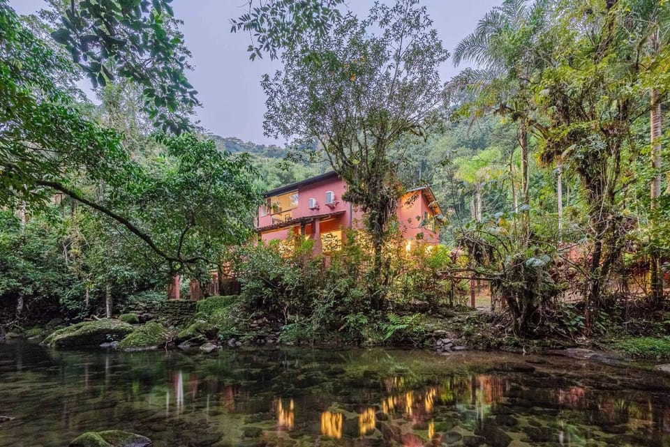 Camburi 5 quartos com piscina natural Villa in São Sebastião