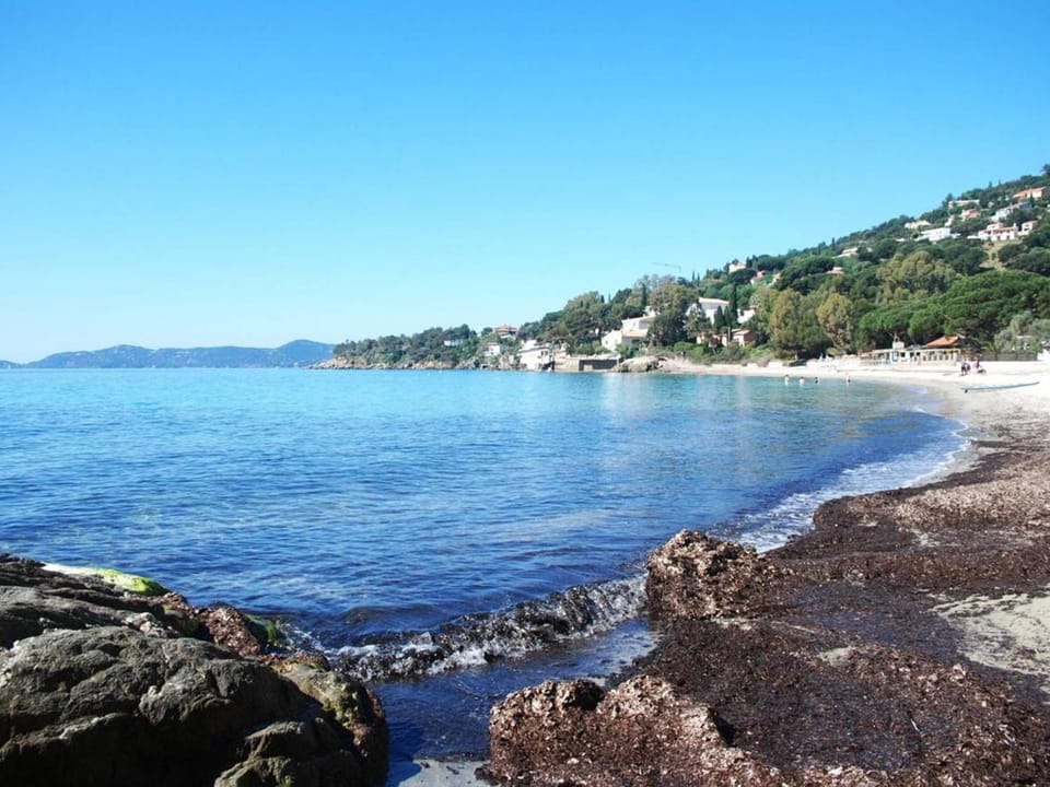 Studio cabine avec terrasse et parking, à 250 m de la plage d'Aiguebelle, Le Lavandou - FR-1-251-187 Cabin in Le Lavandou