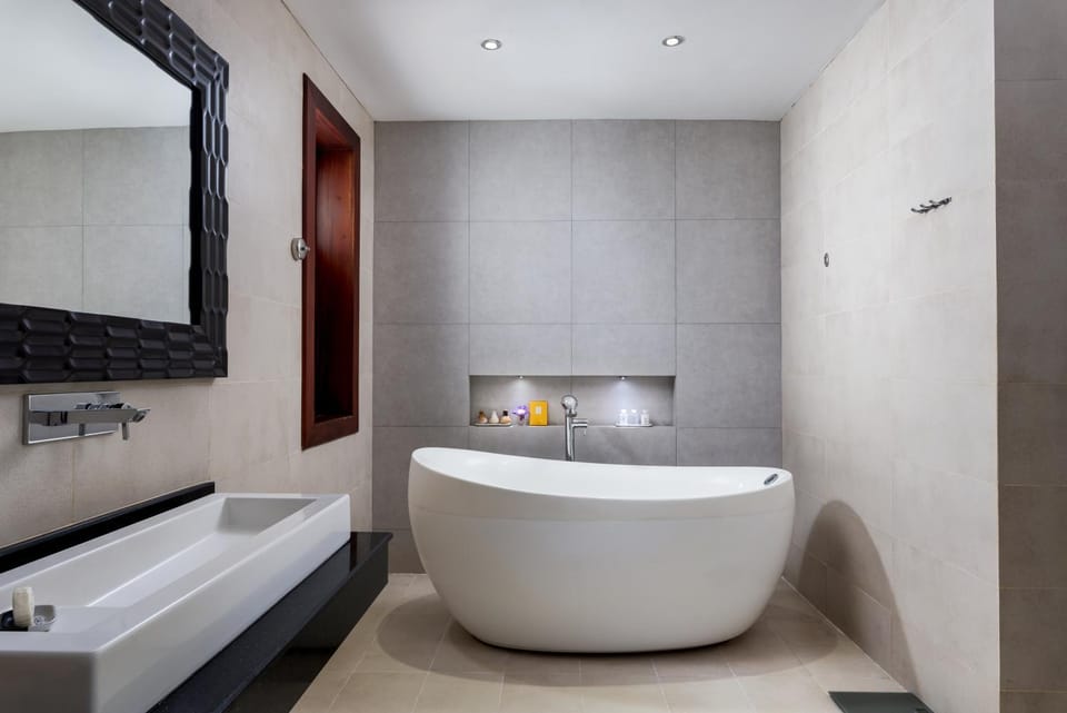 Bathroom, Bath