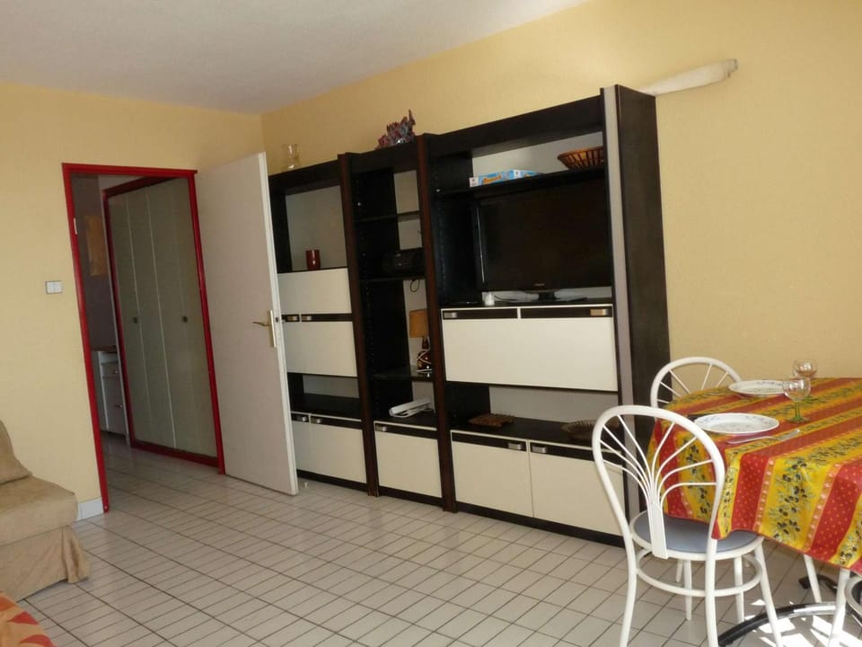 Appartement 2P en bord de mer avec parking, La Grande-Motte - FR-1-328-202 Apartment in La Grande-Motte