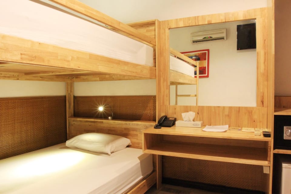 bunk bed