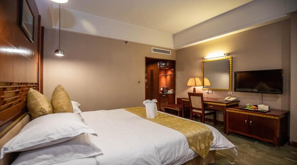 Kunming Golden Spring Hotel Hotel in China