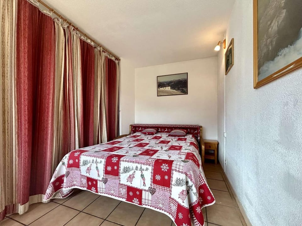 Studio cosy avec terrasse, 4 couchages, au pied des pistes à Briançon - FR-1-330C-40 Apartment in Briançon