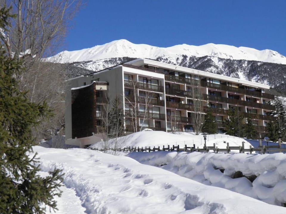 Studio 2 personnes à Chantemerle - Serre-Chevalier - FR-1-330E-63 Apartment in Saint-Chaffrey