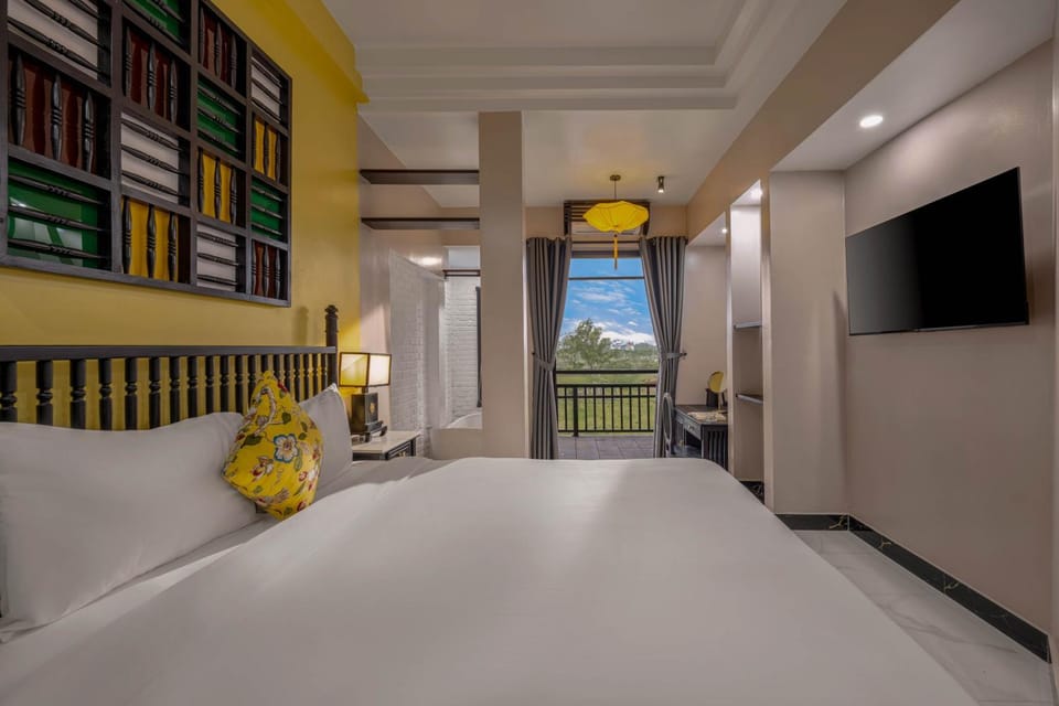 Communal lounge/ TV room, Bed, TV and multimedia, Photo of the whole room, Bedroom, Bath