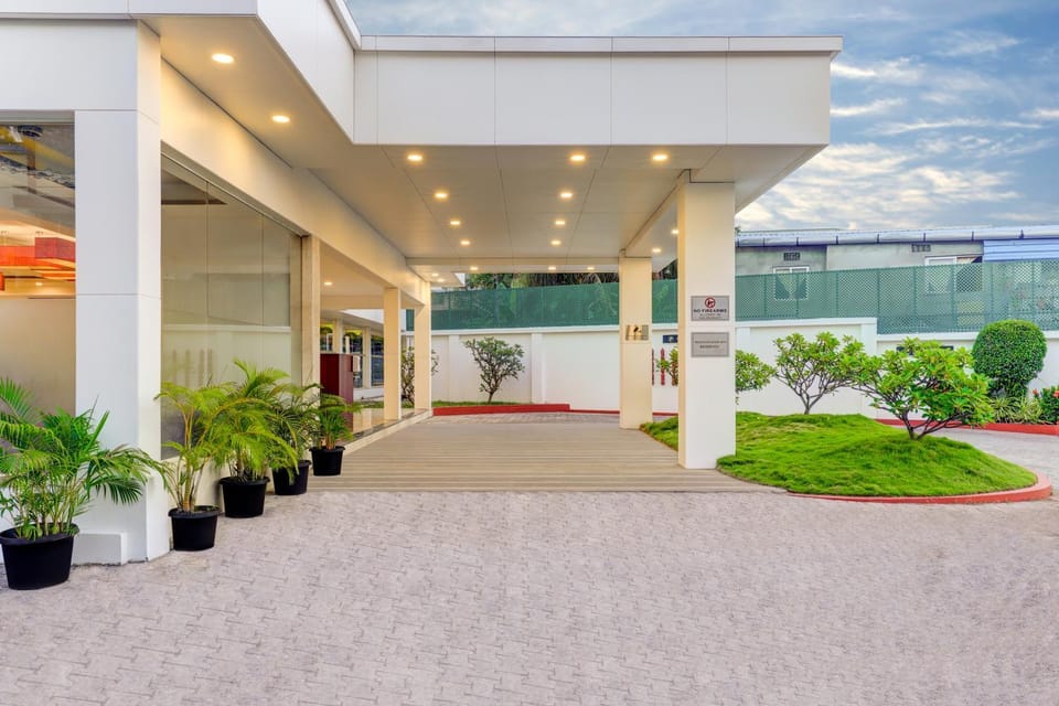 Property building, Garden, Garden view