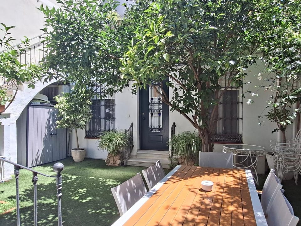 Apartamento con Patio Apartment in Malaga