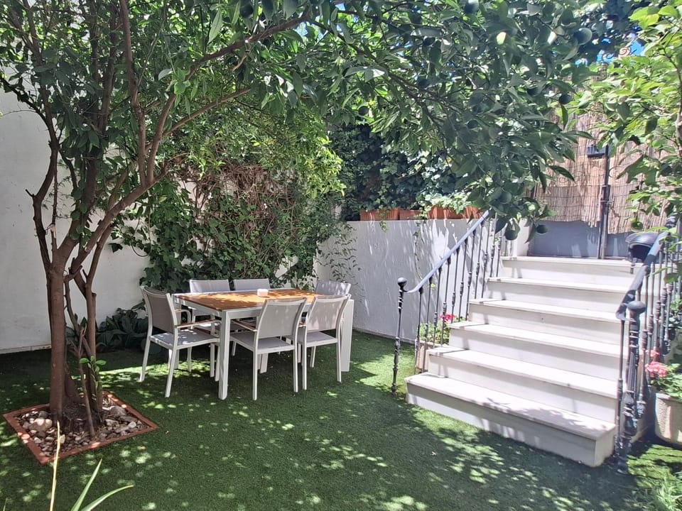 Apartamento con Patio Apartment in Malaga
