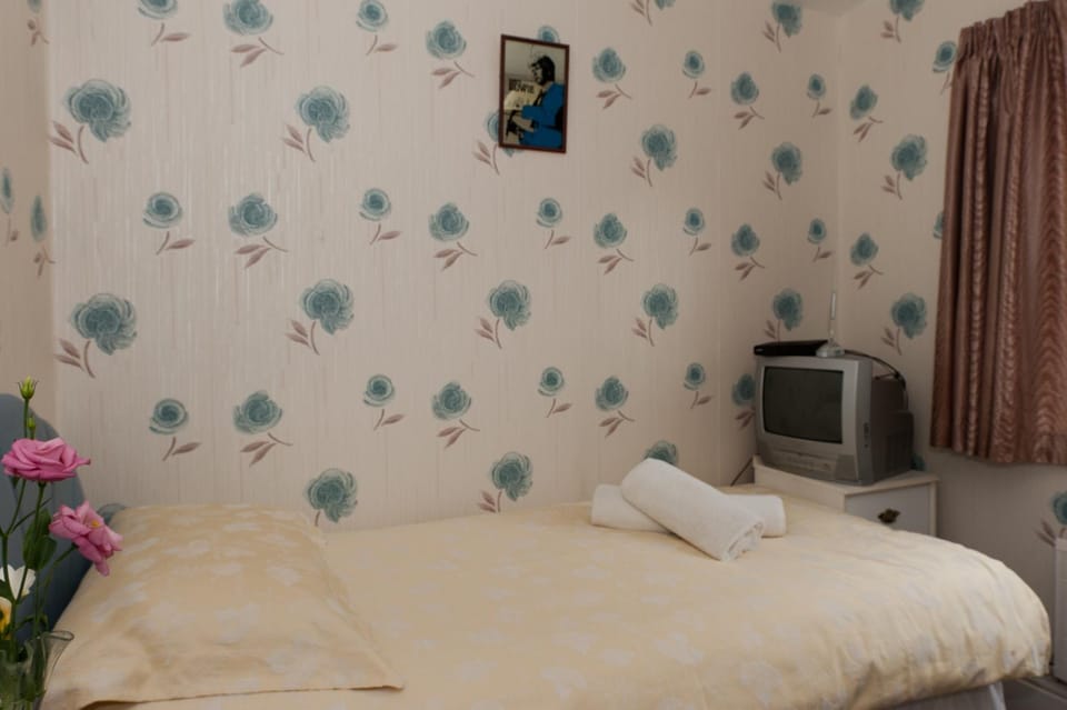 Birtley House Guest House B&B Bed and Breakfast in Telford