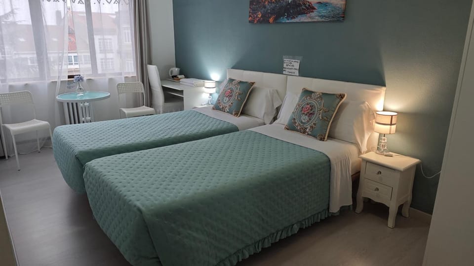 Pensión Mar Azul Bed and Breakfast in Santiago de Compostela