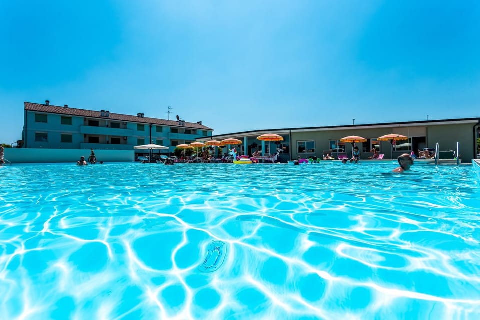 Property building, Swimming pool