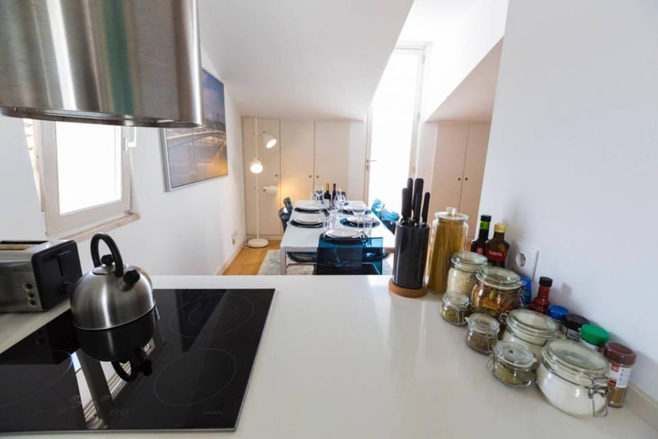 Kitchen or kitchenette, oven, stove