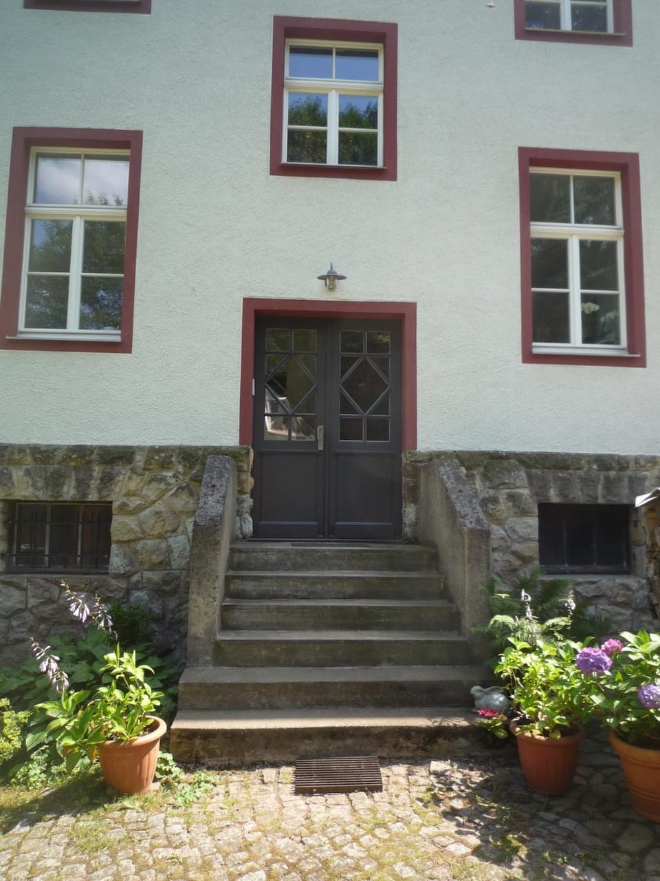 Facade/entrance