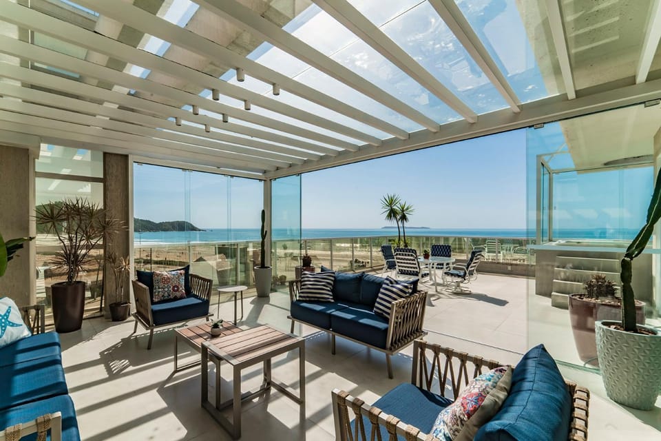 Seating area, Sea view