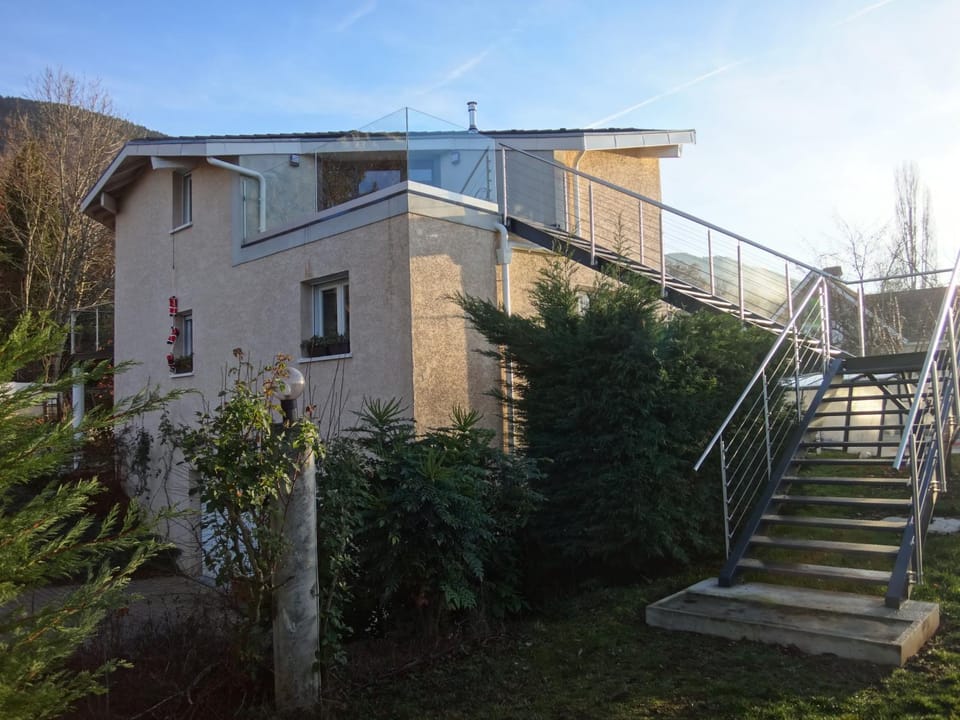 Property building, Facade/entrance, Garden