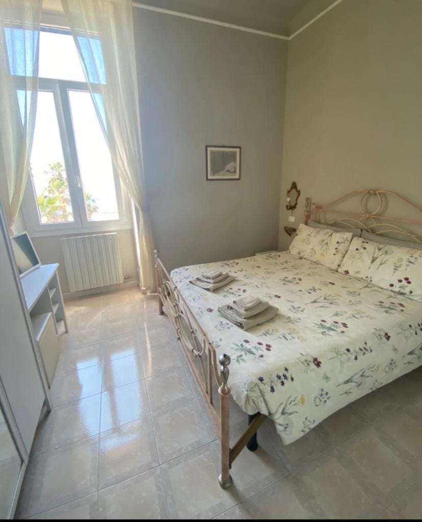 B&b note di mare Bed and Breakfast in Imperia