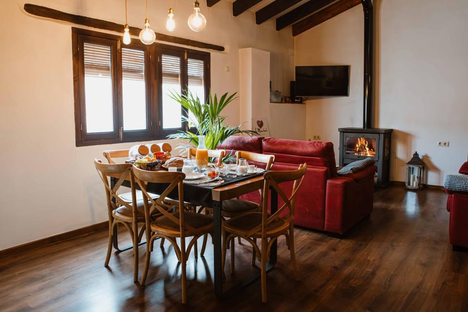 Communal lounge/ TV room, fireplace