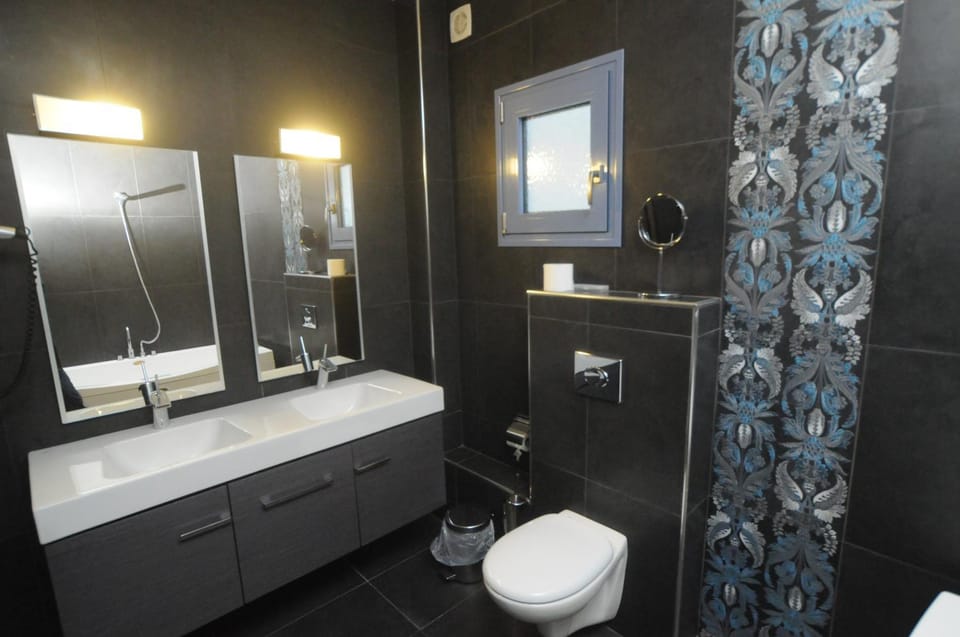 Toilet, Bathroom