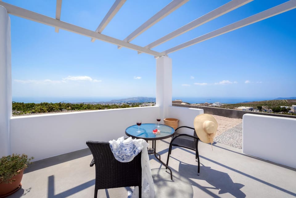 Patio, Natural landscape, View (from property/room), Balcony/Terrace, Sea view