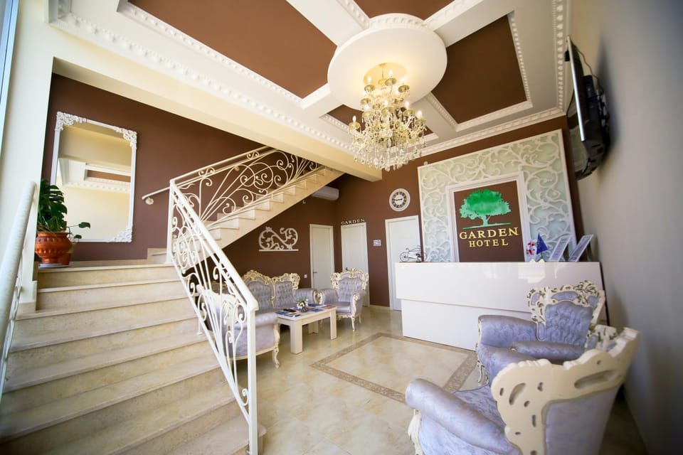 Communal lounge/ TV room, Property logo or sign, Lobby or reception