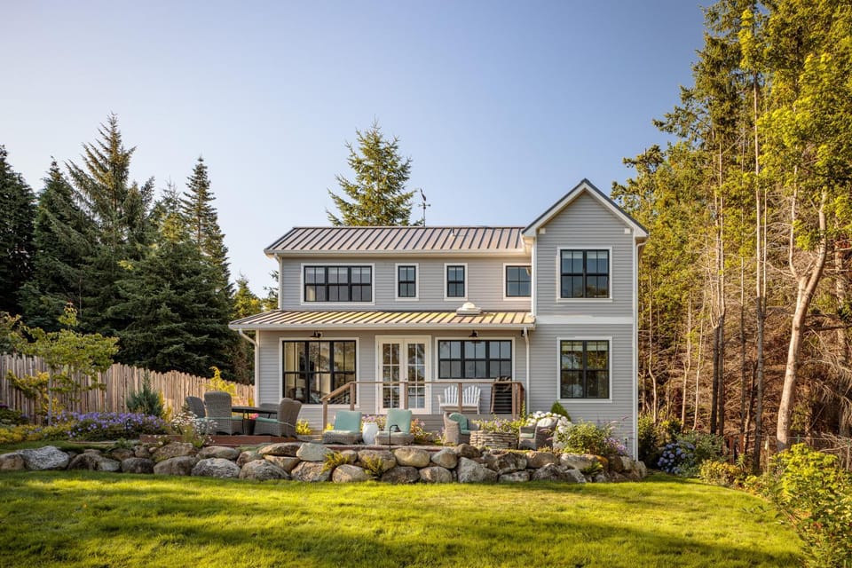 Orcas Beach Cottage House in Washington