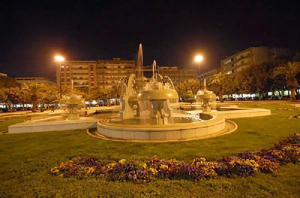 Nearby landmark, Neighbourhood, View (from property/room)