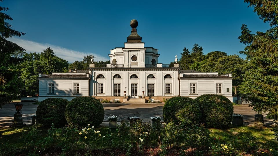 Hotel butikowy Pałac Jabłonna Bed and Breakfast in Masovian Voivodeship