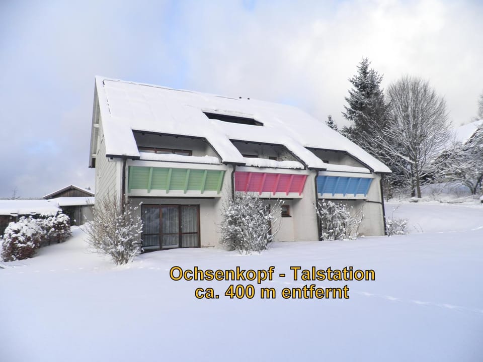 Property building, Day, Winter