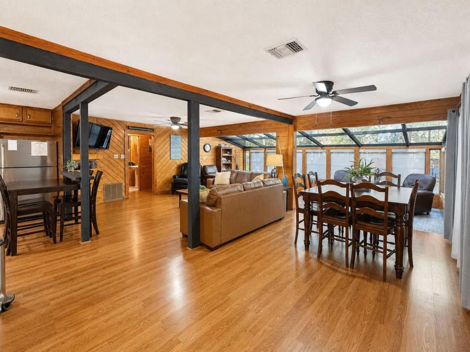Rio Lodge on The Guad Apartment in Canyon Lake
