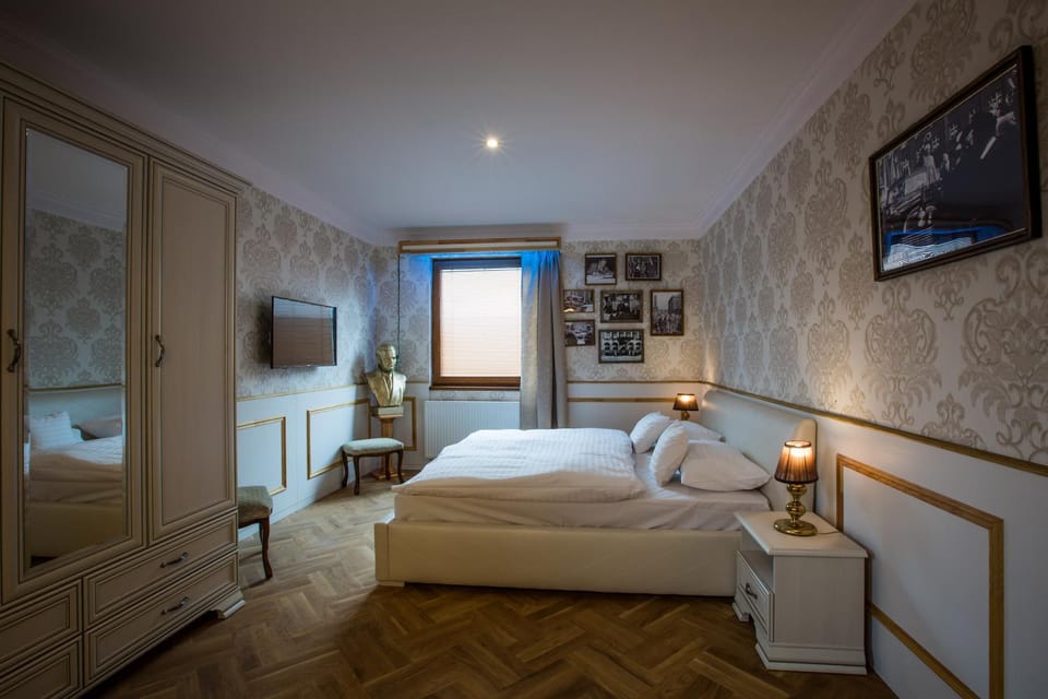 Retro hotel Garage Hotel in Czechia