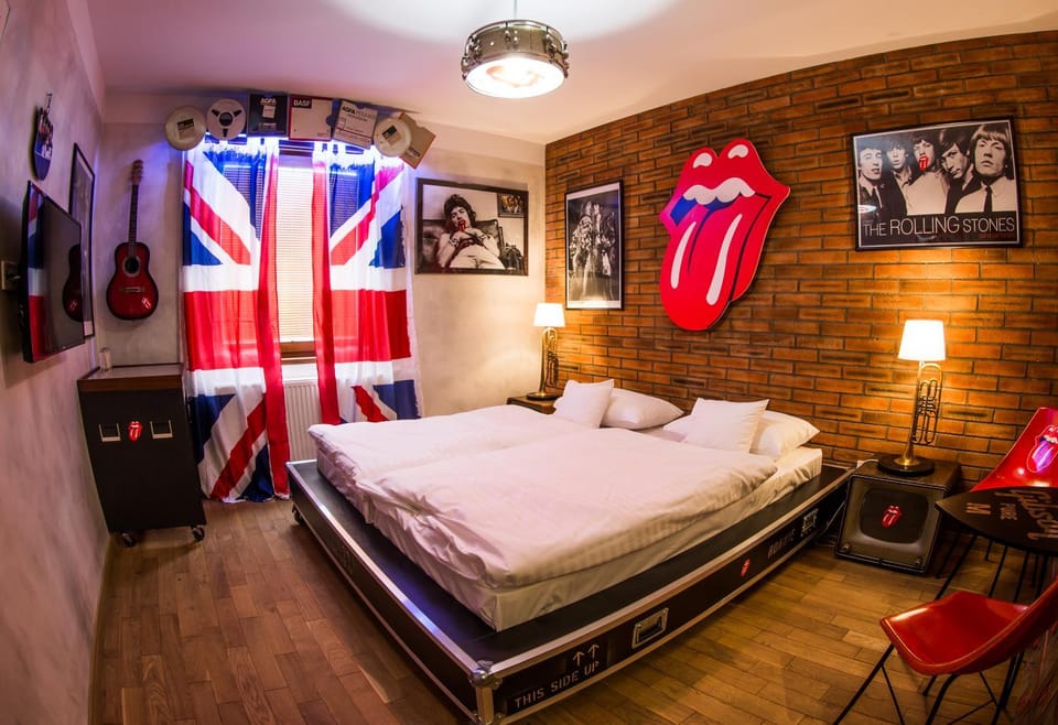 Retro hotel Garage Hotel in Czechia