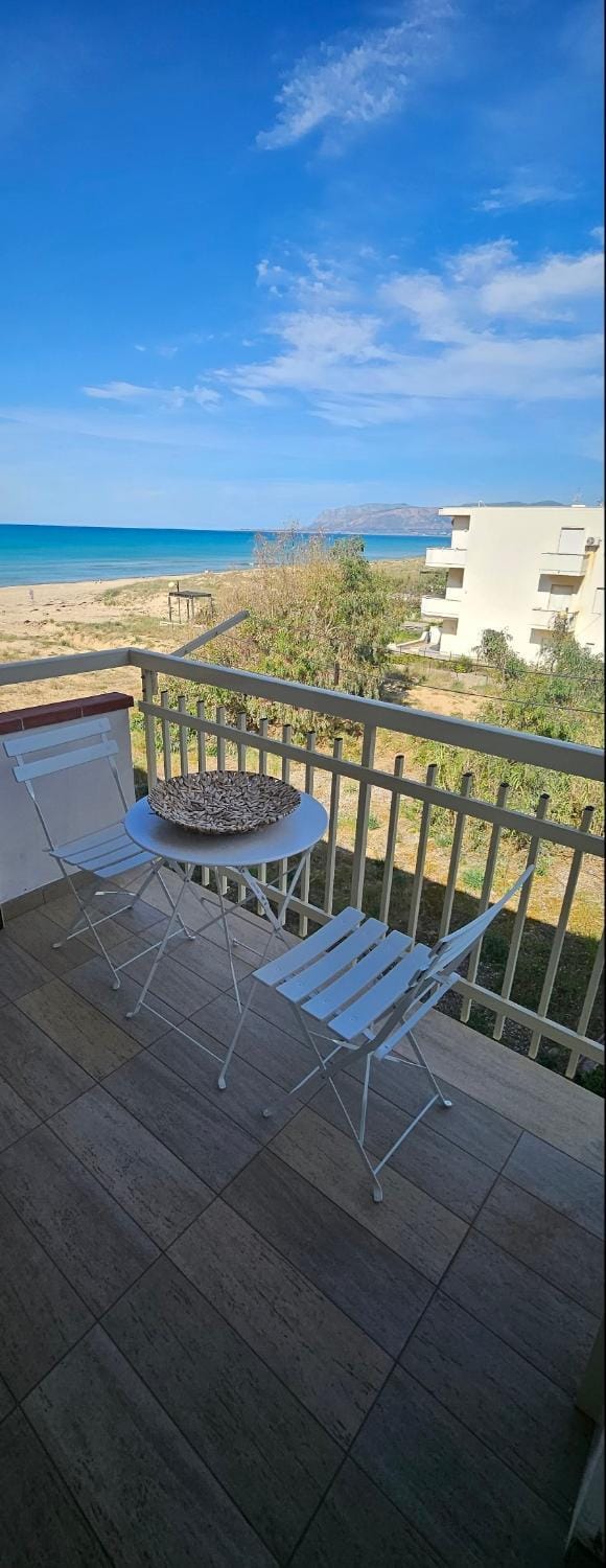Natural landscape, View (from property/room), Balcony/Terrace, Balcony/Terrace, Beach, Sea view