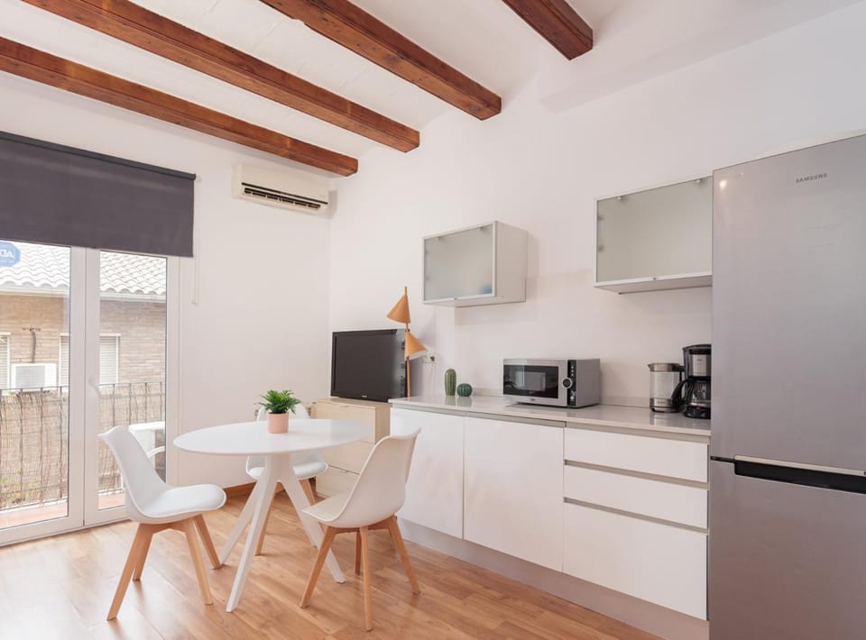 Spacious doubleroom apartment at Sants Apartment in Barcelona