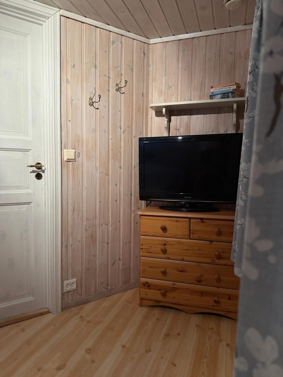 Rugsund Handelsstad Campground/ 
RV Resort in Vestland