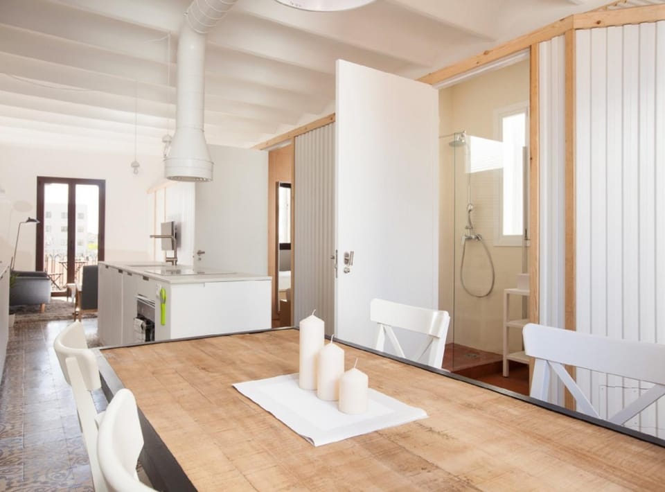 Pere IV · New & modern apartment close to beach Apartment in Barcelona