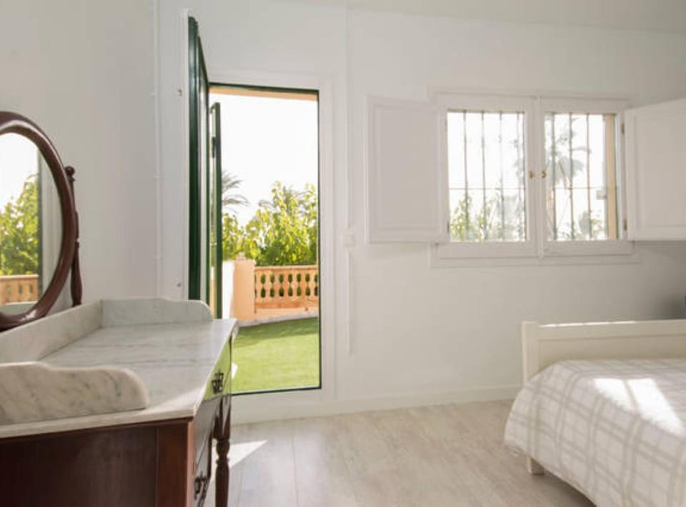 Salou 2 · House2 garden in front of the beach - Ferrari Land Apartment in Salou