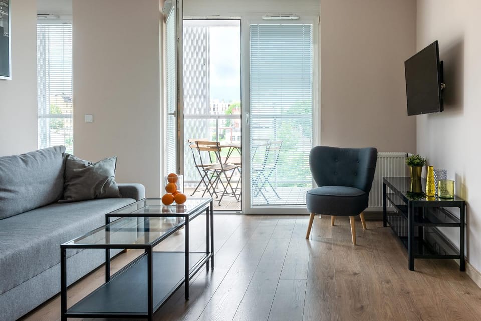 TV and multimedia, View (from property/room), Living room, Seating area