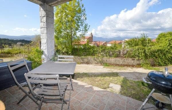 Patio, Natural landscape