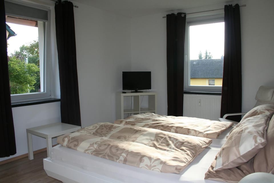 TV and multimedia, Bedroom