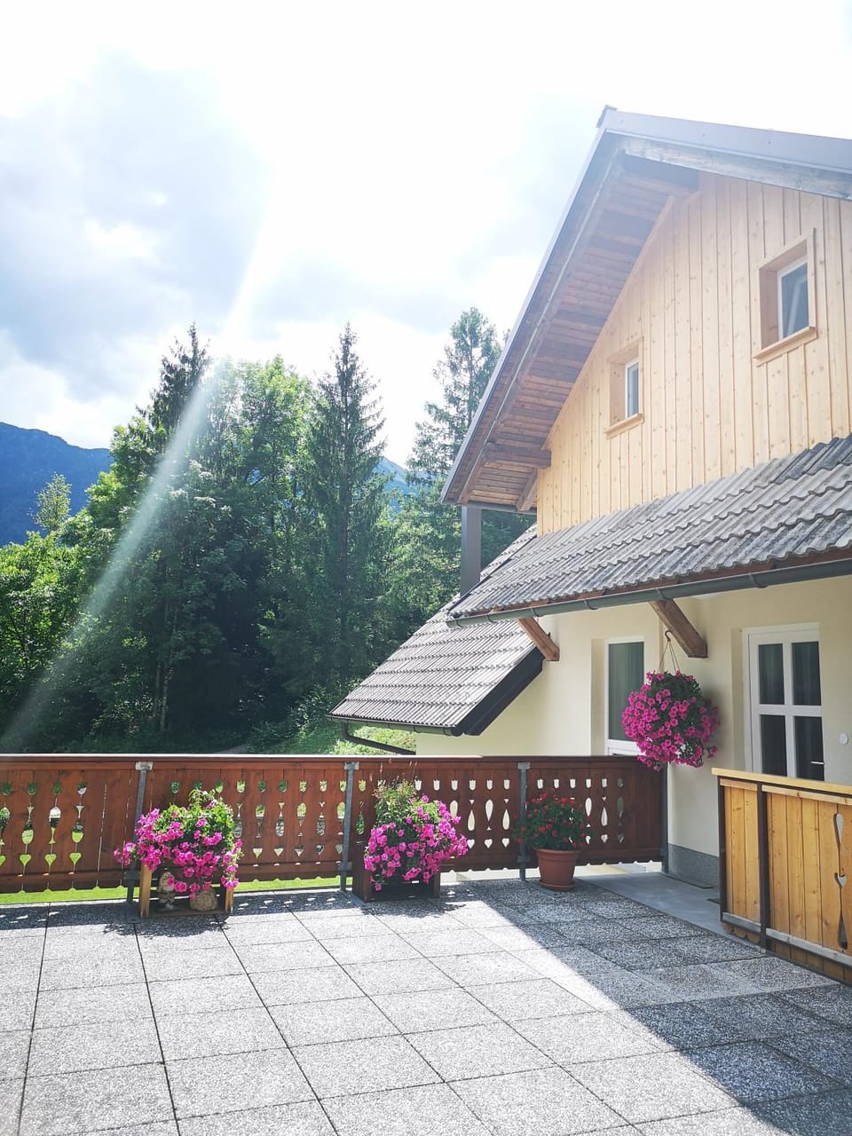 Property building, Patio, Facade/entrance