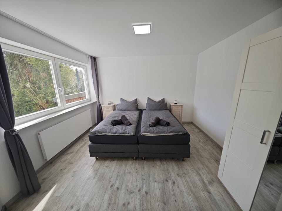 Bed, View (from property/room), Photo of the whole room, Bedroom, towels, wardrobe