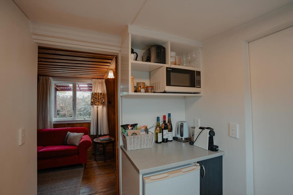 Coffee/tea facilities, Kitchen or kitchenette, minibar, toaster