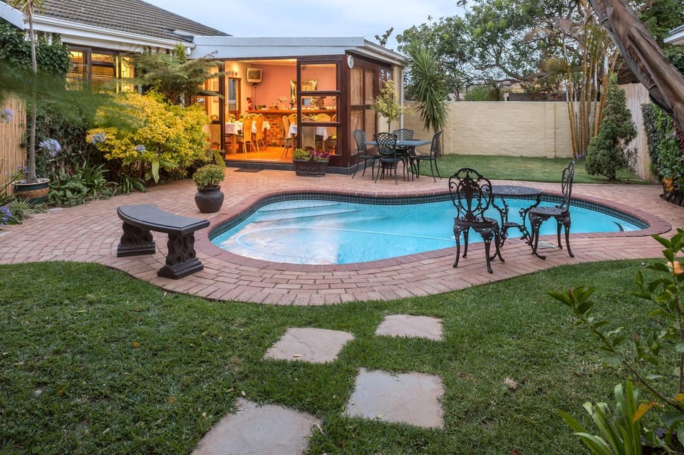 Garden view, Swimming pool