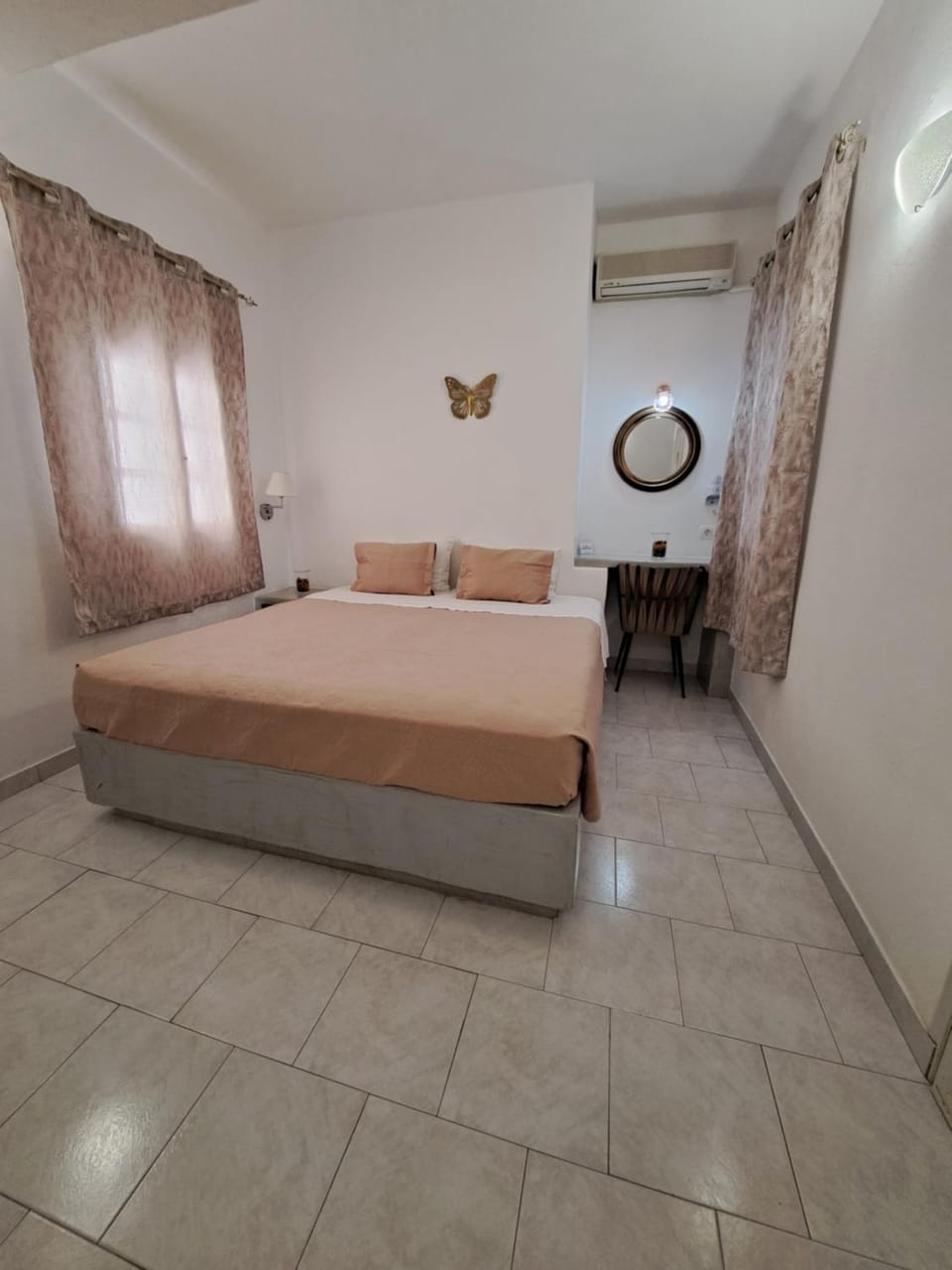 Studios Irineos Apartment in Perissa