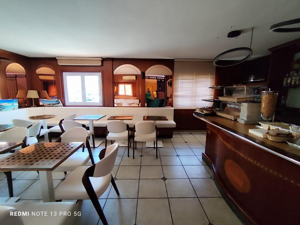 Food and drinks, Banquet/Function facilities