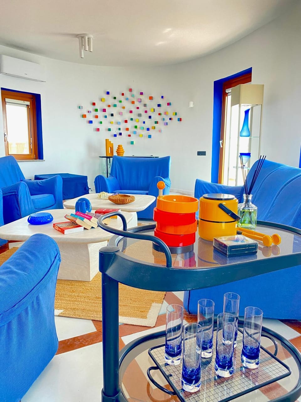 Communal lounge/ TV room