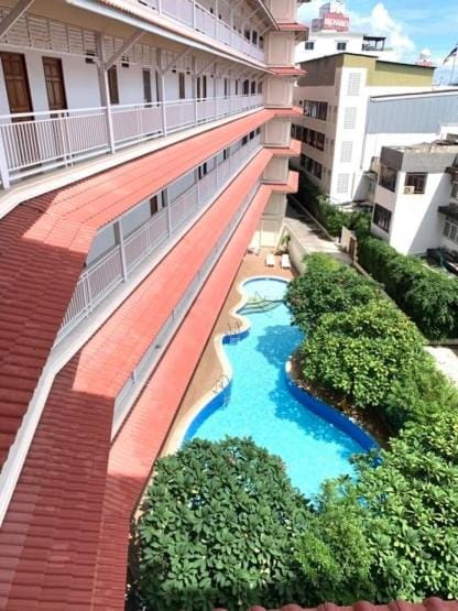 Hua Hin Baanklang Condo by Petch Apartment in Hua Hin District